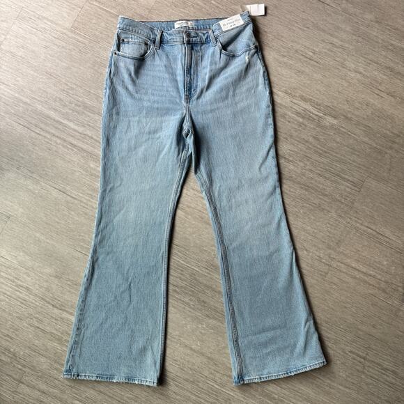 Abercrombie & Fitch The Vintage Flare High Rise Jeans NWT 32 14R Retro Hippie 70 - Picture 1 of 9